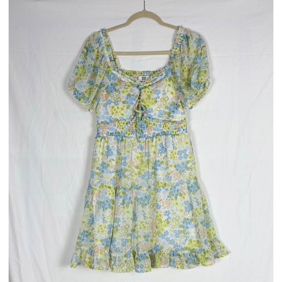 Madden Nyc Dresses & Skirts - Madden NYC Mini Dress L Floral Spring Coquette Smocked Puff Sleeves Cottagecore